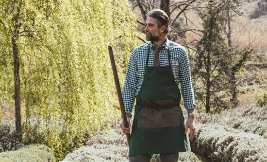 Luca Calvani Presents Cavoli e Merende: Simple Ingredients, Stories from the Heart of Tuscany